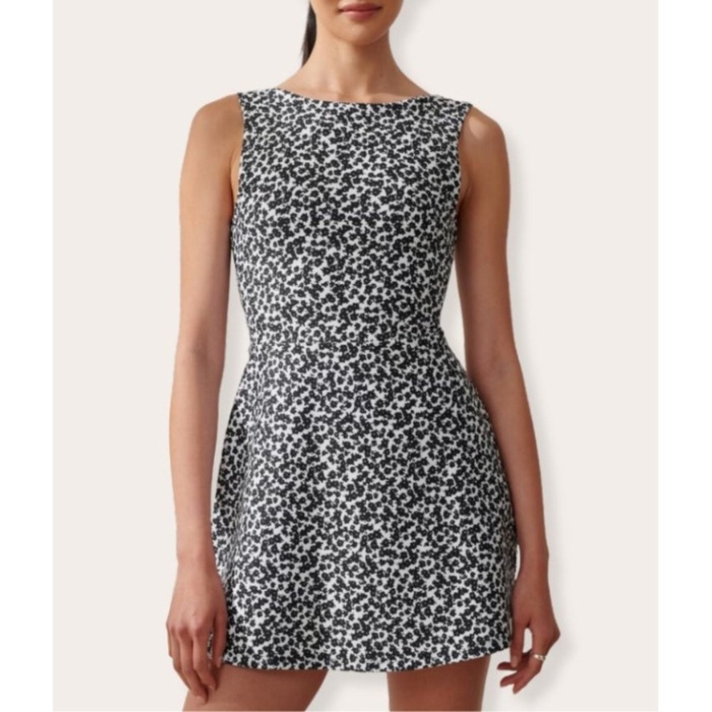 YPB sculptLUX Slash Mini Dress White/Black Micro Floral Women Size Medium Active
